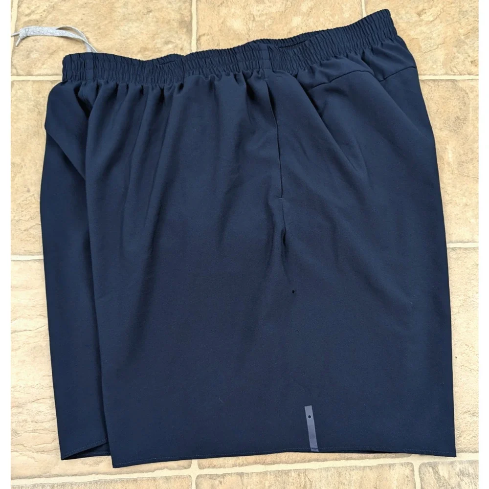 Adidas men sz XL 7